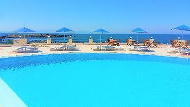 Zorbas Beach Village
