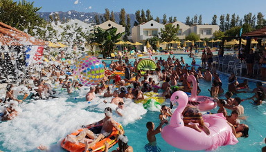 Zorbas Beach