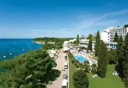 Zorna Plava Laguna