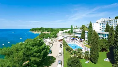 Zorna Plava Laguna