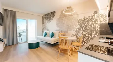 001 Higos Beach Boutique Singular Hotel Residence