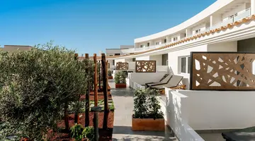 001 Higos Beach Boutique Singular Hotel Residence