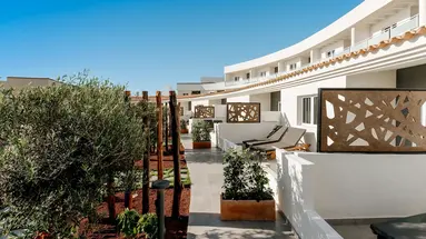 001 Higos Beach Boutique Singular Hotel Residence