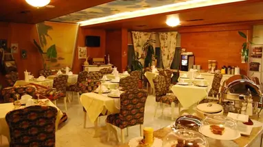2 Kitarrat Boutique Hotel & SPA