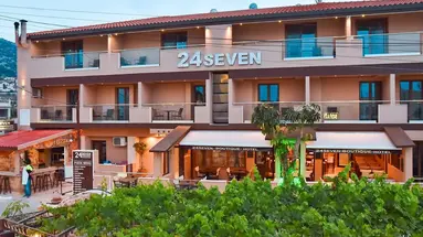 24 SEVEN BOUTIQUE HOTEL