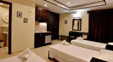 24 Seven Boutique Hotel