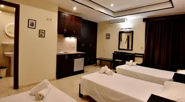 24 SEVEN BOUTIQUE HOTEL