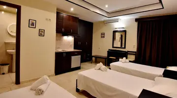 24 SEVEN BOUTIQUE HOTEL