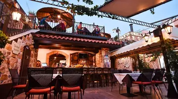 24 Seven Boutique Hotel