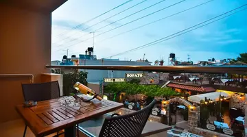 24 Seven Boutique Hotel