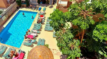 24 Seven Boutique Hotel