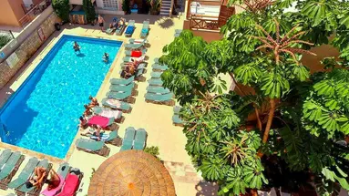 24 Seven Boutique Hotel