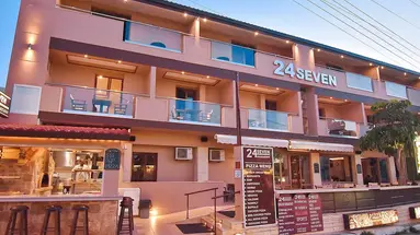 24 Seven Boutique Hotel