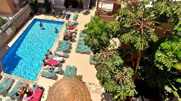 24 SEVEN BOUTIQUE HOTEL