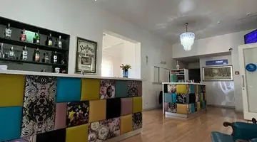 38 Aira Hotel