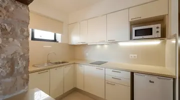 3HB Golden Beach