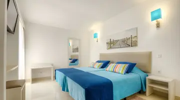 3HB Golden Beach