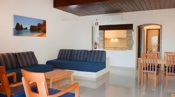 3HB Golden Beach