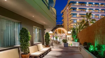 4R Playa Park