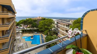 4R Playa Park