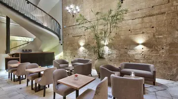 66 Saint Paul s Hotel