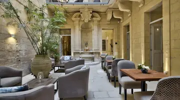 66 Saint Paul's Hotel