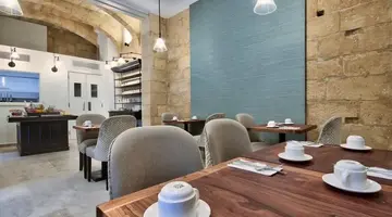 66 Saint Paul's Hotel