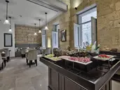 66 Saint Paul s Hotel