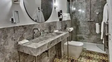 66 Saint Paul s Hotel