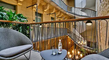 66 Saint Paul's Hotel