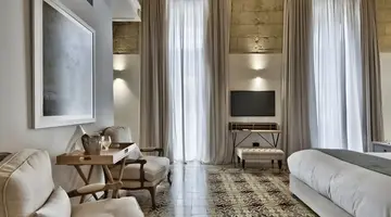 66 Saint Paul's Hotel