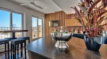 66 Saint Paul's Hotel