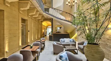66 Saint Paul's Hotel