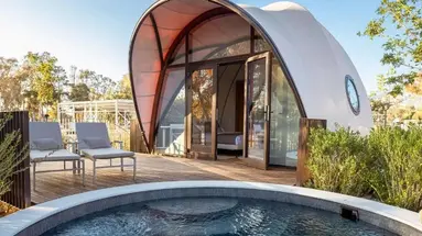 91 Athens Riviera Resort