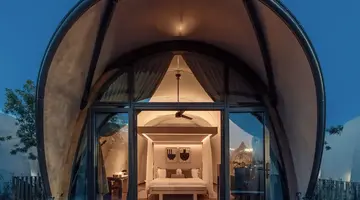91 Athens Riviera The Resort