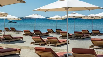 91 Athens Riviera The Resort