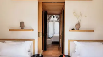 91 Athens Riviera The Resort