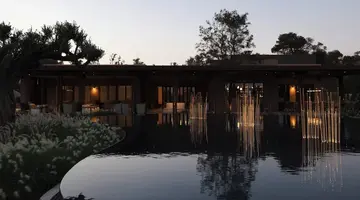 91 Athens Riviera The Resort