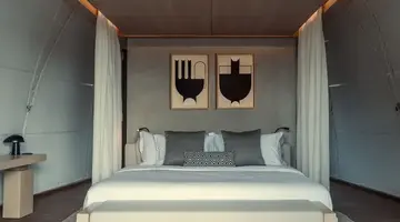 91 Athens Riviera The Resort