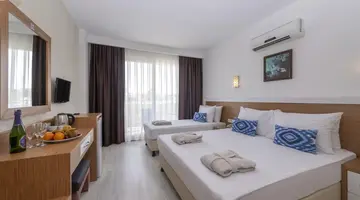 A Hotel Side