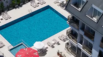 A Hotel Side