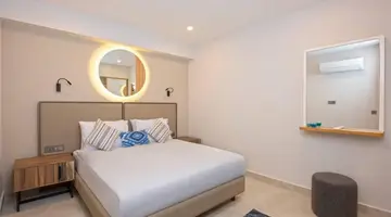 A Suite Side