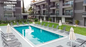 A SUITE SIDE