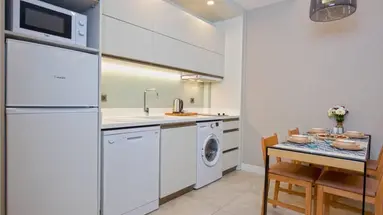 A Suite Side