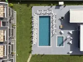A Suite Side