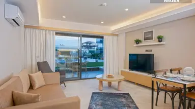 A SUITE SIDE