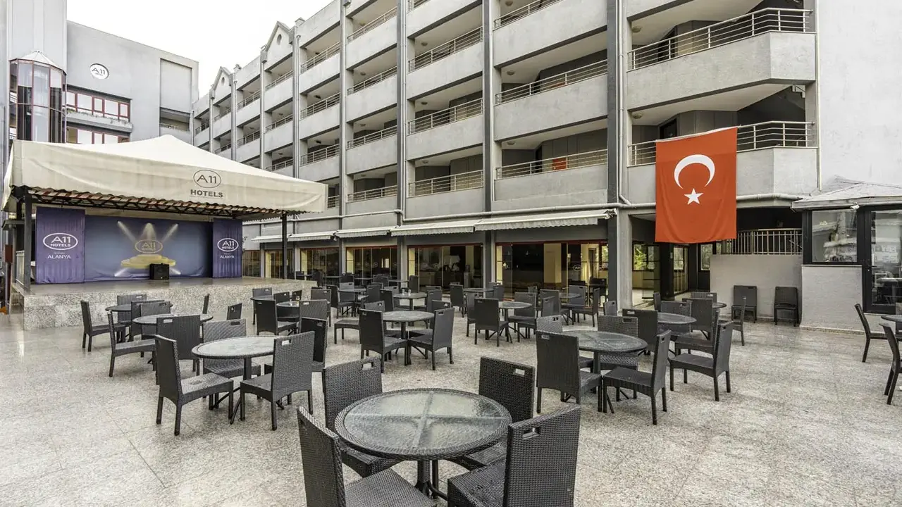 A11 Hotel Obakoy