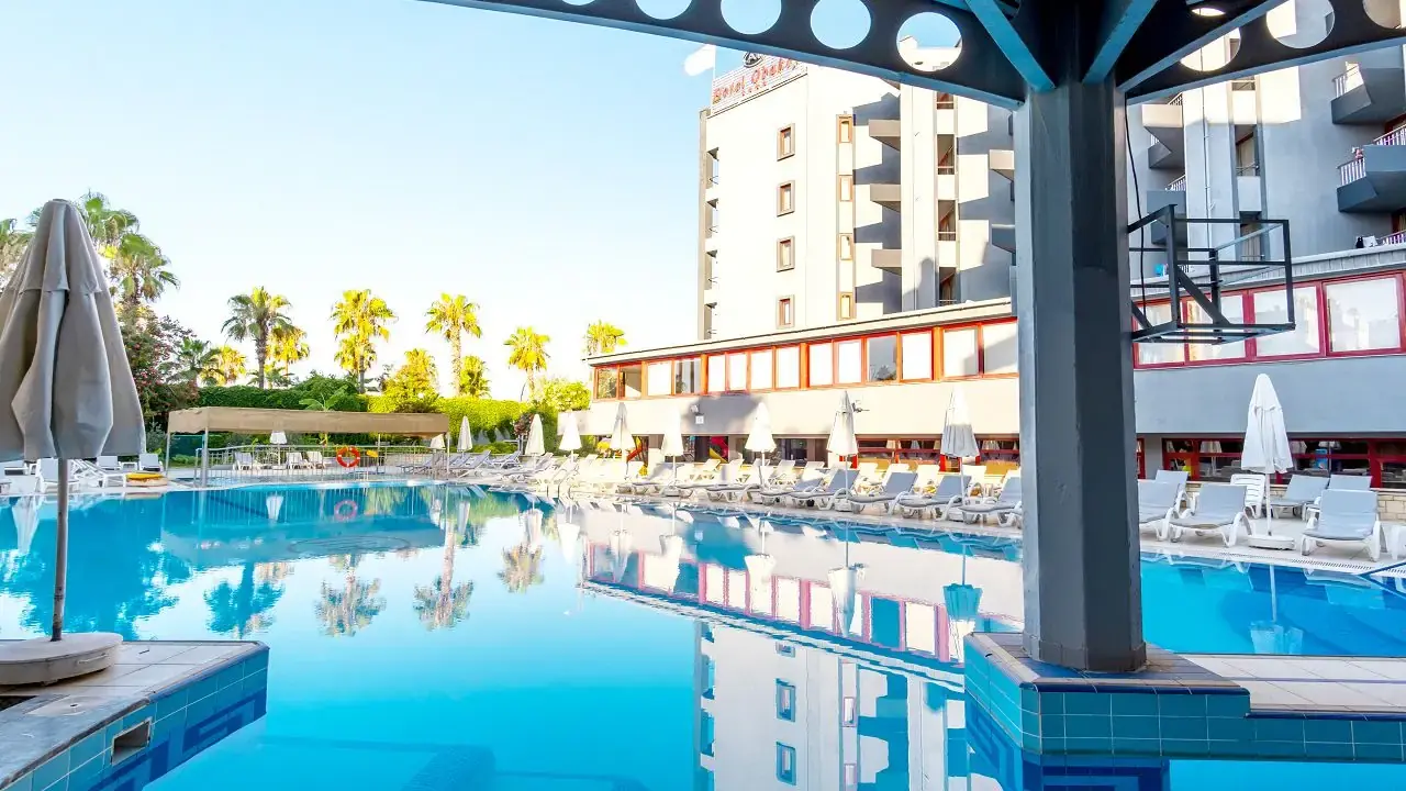 A11 Hotel Obakoy