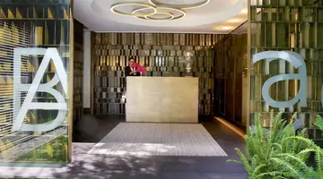 ABaC H&R Barcelona Monument