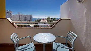 Abora Continental